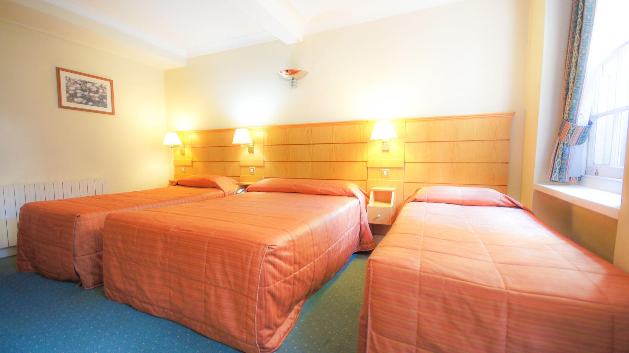 The Nayland Hotel Лондон Екстериор снимка