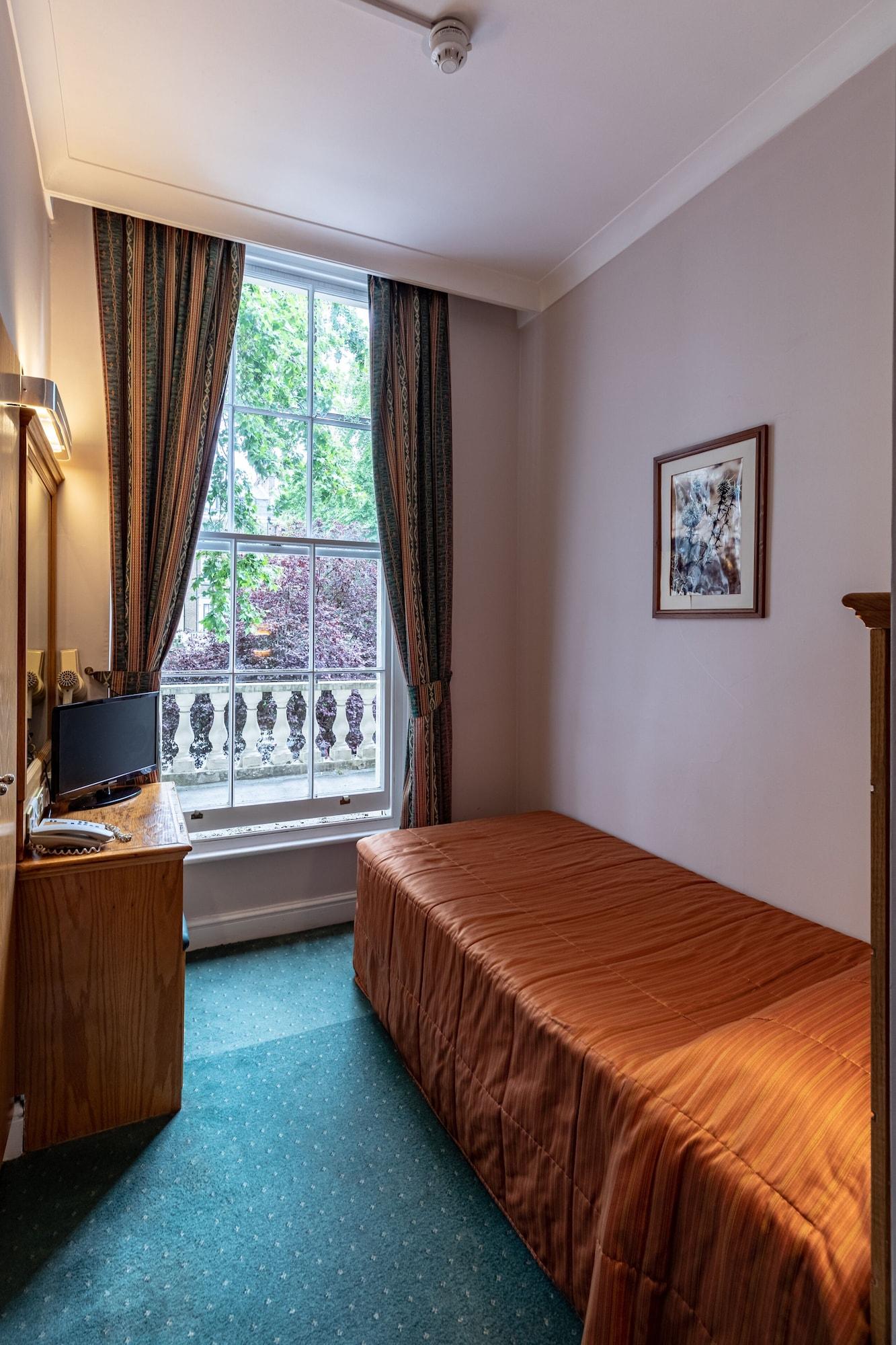 The Nayland Hotel Лондон Екстериор снимка