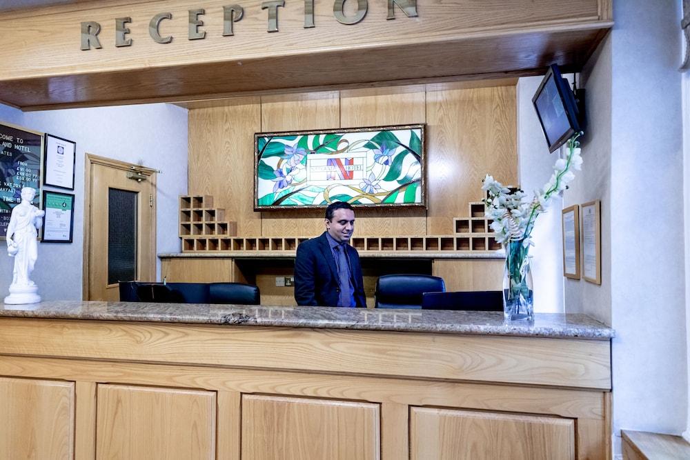 The Nayland Hotel Лондон Екстериор снимка